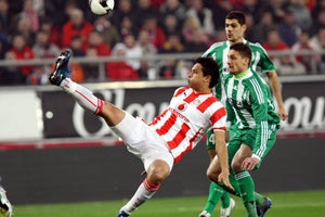 Oλυμπιακός-Σεντ Ετιέν 1-3