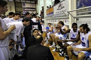 Πετάει, αλλά προσγειώνεται