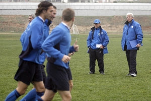 Καρέ απουσιών και… βιντεοθεραπεία