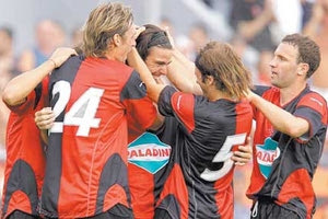 Πρεμιέρα με θριάμβους για Λανούς και Νιούελς