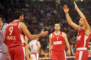 Ολυμπιακός-Τάου: 73-70