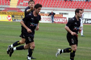“Σφραγίζει” την παραμονή