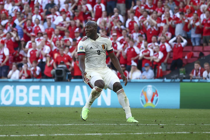 Ο Λουκάκου θα κάνει δώρο στον φίλο του