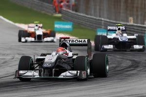 “Πυρετός” αλλαγών στη Mercedes GP