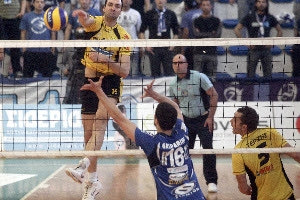 Hρακλής εναντίον Ρουμελιώτη