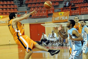 Μπούμερανγκ η… τιμωρία σε Σπανό