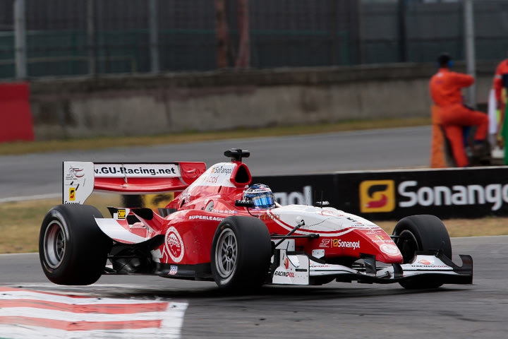 Με το “καλημέρα” πρώτος ο Ολυμπιακός