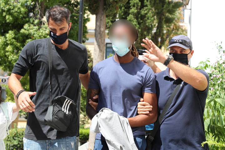 Ρούμπεν Σεμέδο: Η μεταφορά του Πορτογάλου στον ανακριτή