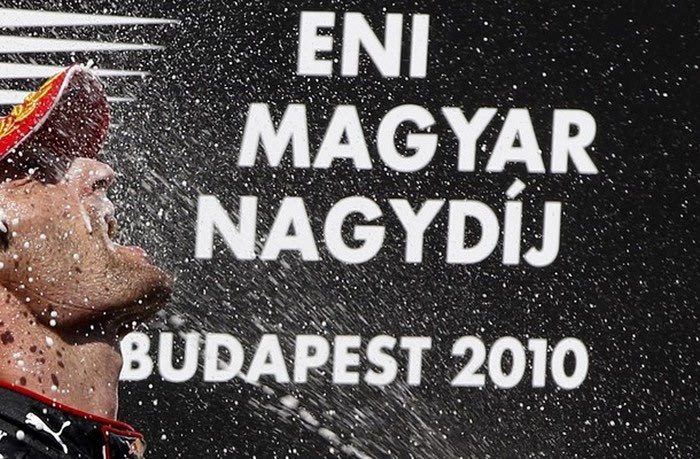 Τα λεφτά σας στον Γουέμπερ