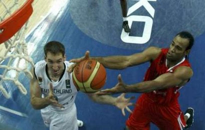 Γερμανία – Αγκόλα 88-92