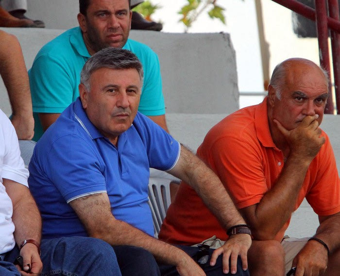 Υπό το βλέμμα του προέδρου