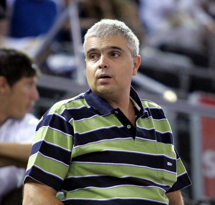 Μάνος Παπαδόπουλος: “Να το πάρουν με διάταγμα”