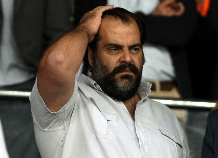 Πατέρας: “Χρειάζονται βαθιές τομές”