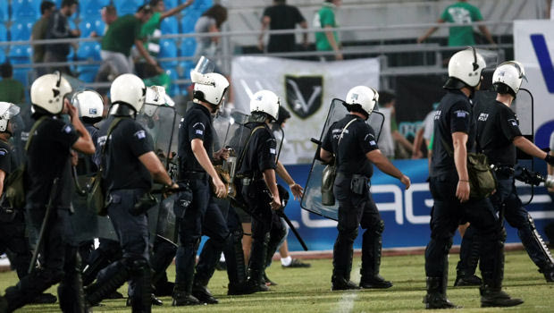 Συλλήψεις σε ΟΑΚΑ, Καραϊσκάκη