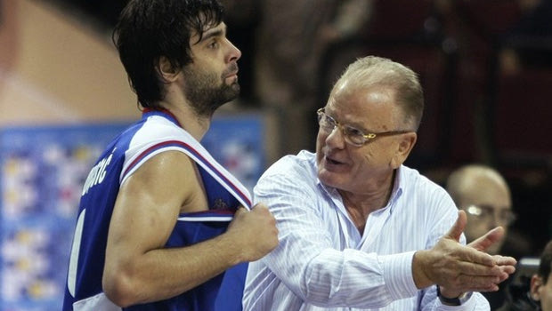 Τεόντοσιτς: “Πατέρας μας ο Ίβκοβιτς”
