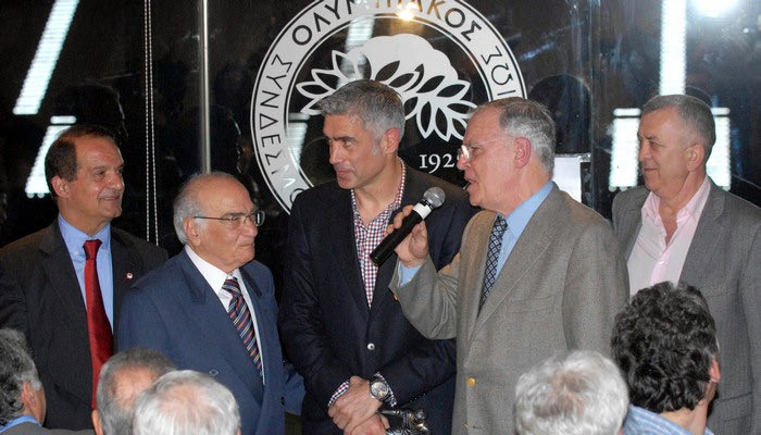 Στηρίζουν οι βετεράνοι