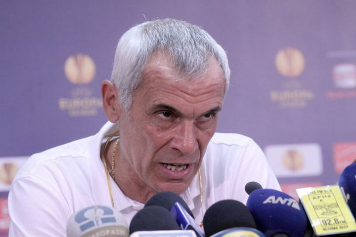 Κούπερ: “Ολοκληρωμένη ομάδα η Λεβερκούζεν”