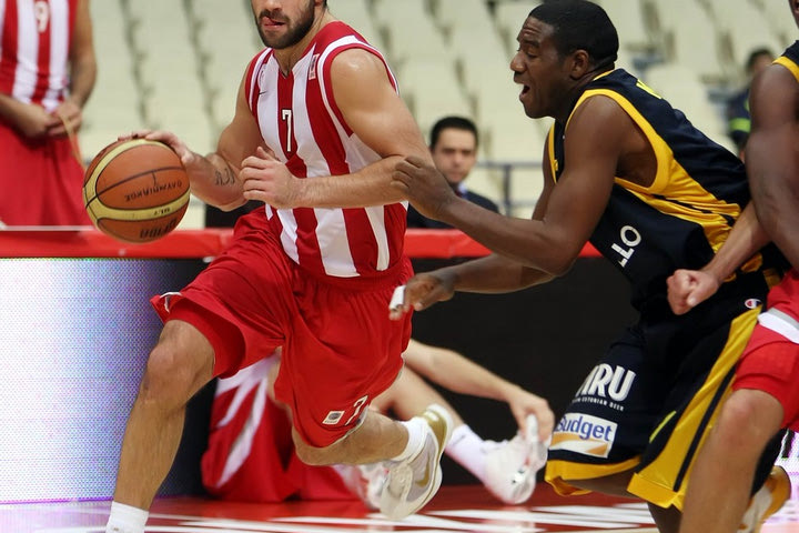 Οι εκλογές έφεραν τα ματς το Σάββατο