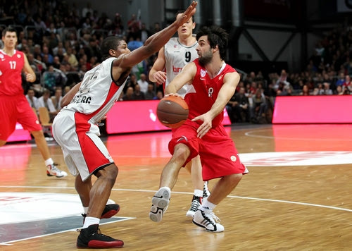 Μπάμπεργκ-Ολυμπιακός: 73-61
