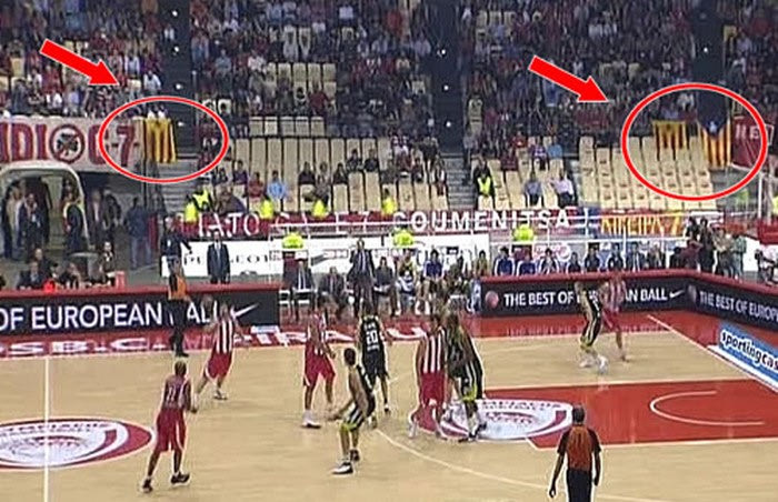 Αντιδράσεις για τα πανό των “ερυθρόλευκων”