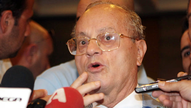 Θανάσης: “Του χρόνου θα παίζουμε αλλού”!