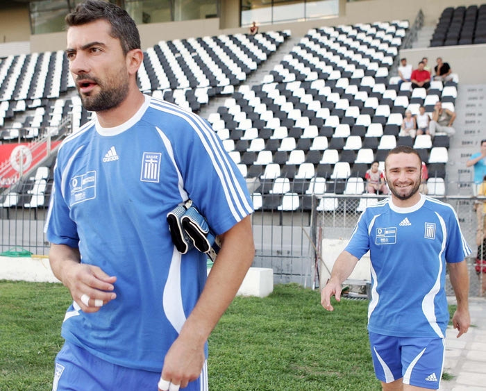 Βράβευσαν τους “πρώην” οι οπαδοί