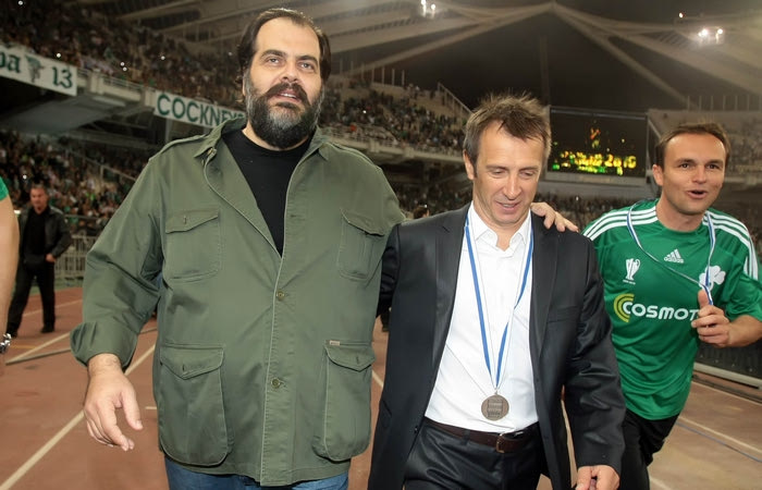 Στα γραφεία του Πατέρα ο Νιόπλιας