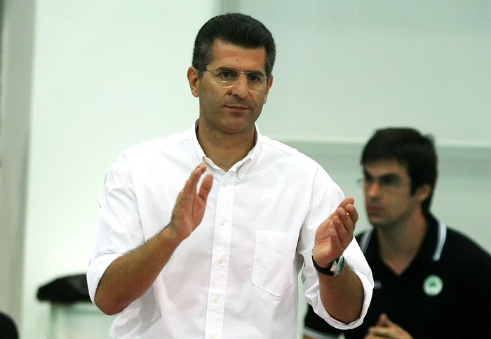 Καζάζης: “Υπεράνω προσώπων ο Παναθηναϊκός”