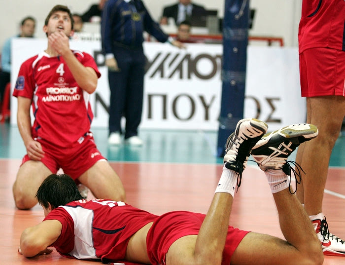 Ολυμπιακός – Μπλεντ 2-3