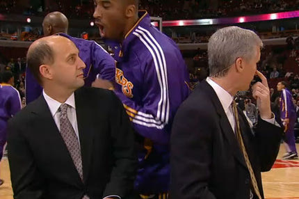 Ο Κόμπε γυαλίζει… καράφλες!