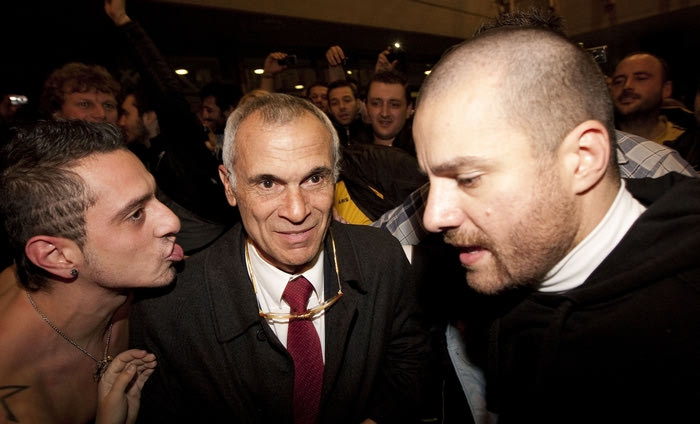 Αποθέωση για τους θριαμβευτές!