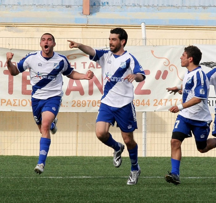 Χωρίς τον Κατσαρό