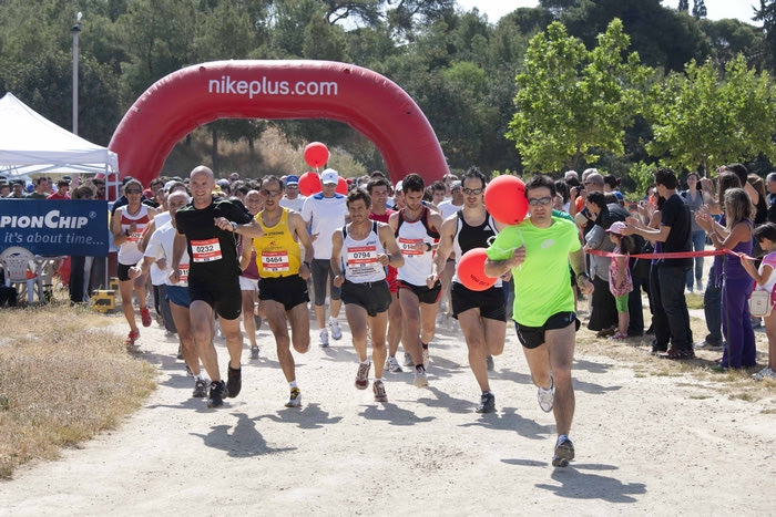 Με επιτυχία συνεχίζονται τα Nike Runs