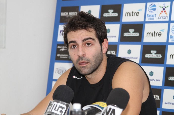 Πρίφτης: “Συνεχίζουμε, κοιτώντας χαμηλά”