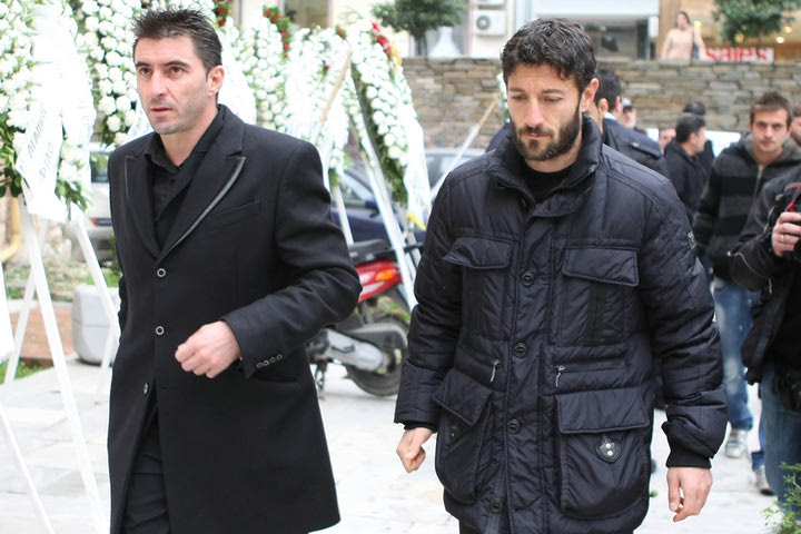 Ώρα για ανακάτεμα της τράπουλας