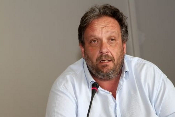 Νέα αναταραχή στην “πλατεία”