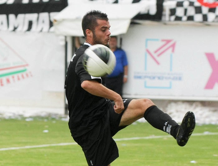 Υπέγραψε στην Κέρκυρα ο Μονιάκης