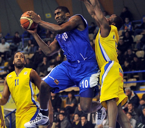 Περιστέρι-Πανελλήνιος: 57-60