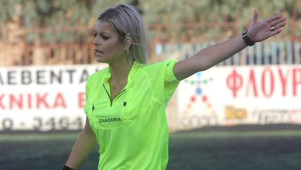H γοητευτική ρέφερι στο Sport24.gr