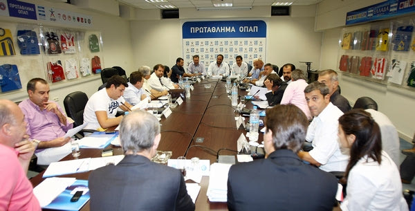 Μπέρδεμα με τις 18 ομάδες