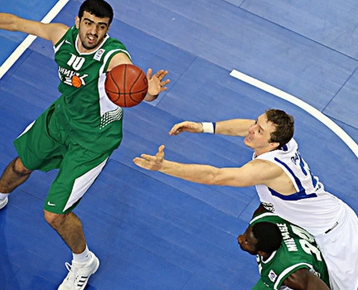 Σε αναμονή του Μπάβτσιτς
