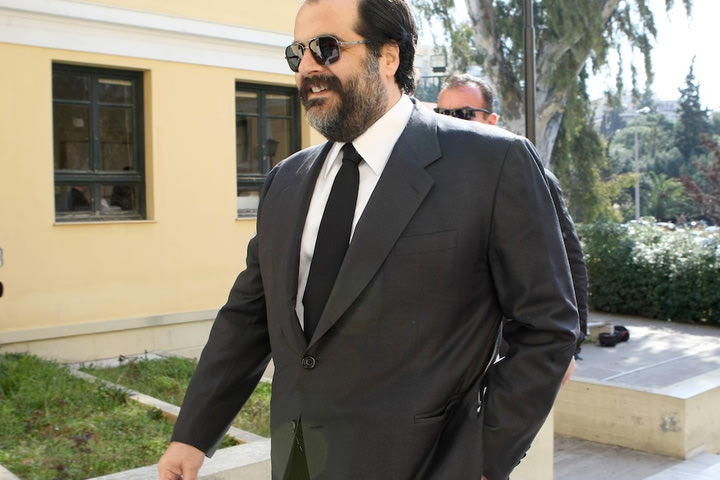 Η εμπλοκή Πατέρα στους διαλόγους