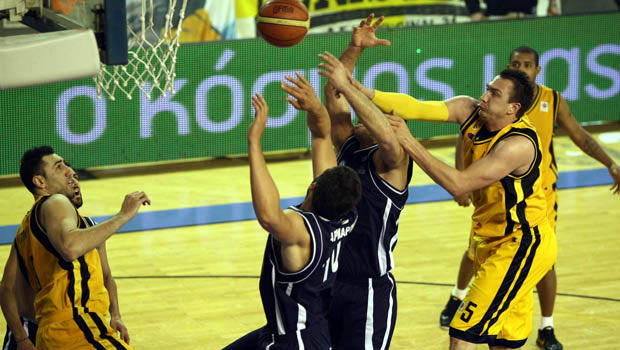 LIVE: AEK vs. Hρακλής
