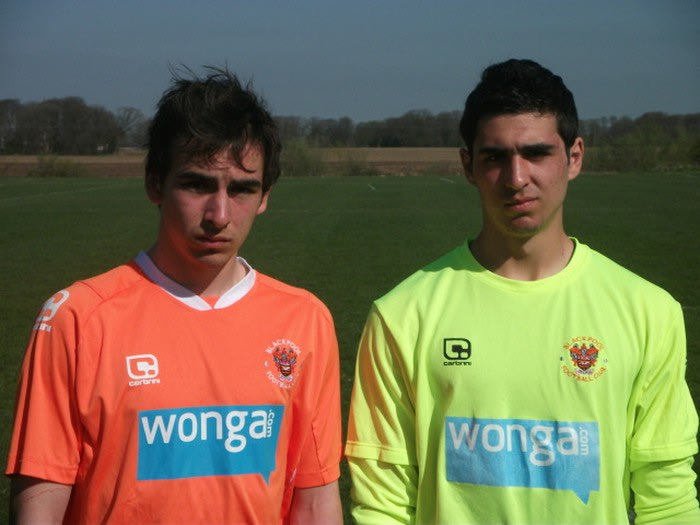 Premier League Twins