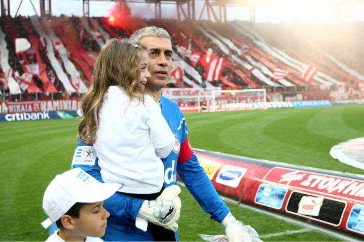Αφιέρωμα της ΠΑΕ Ολυμπιακός στον Νικοπολίδη