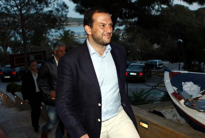 Αδαμίδης: “Δεν ανεχόμαστε να πειράζουν την ΑΕΚ”
