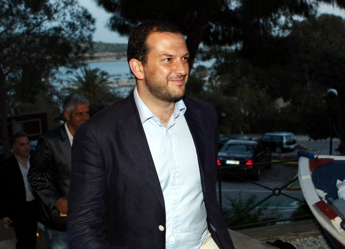 Αδαμίδης εφ’ όλης της ύλης