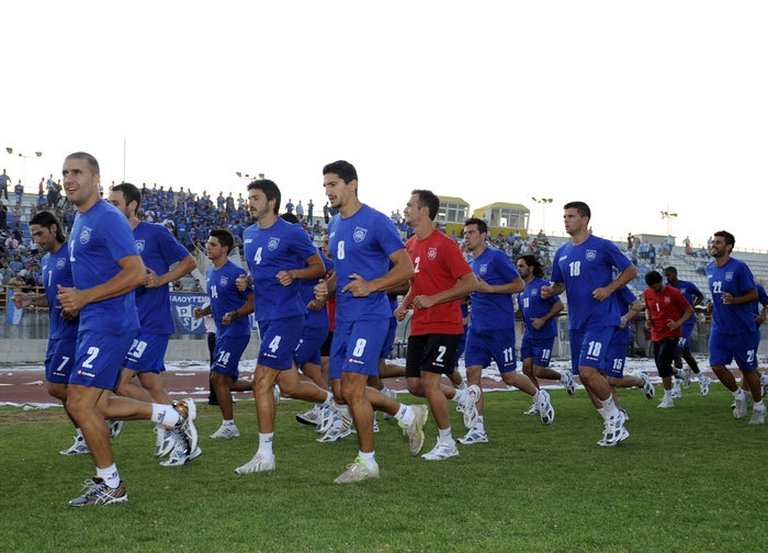 Πρεμιέρα με όνειρα, κόσμο και μήνυμα προέδρου