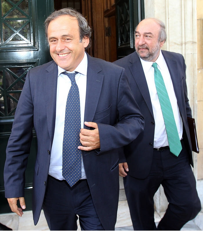 Η κρίση του ευρώ απειλεί την UEFA