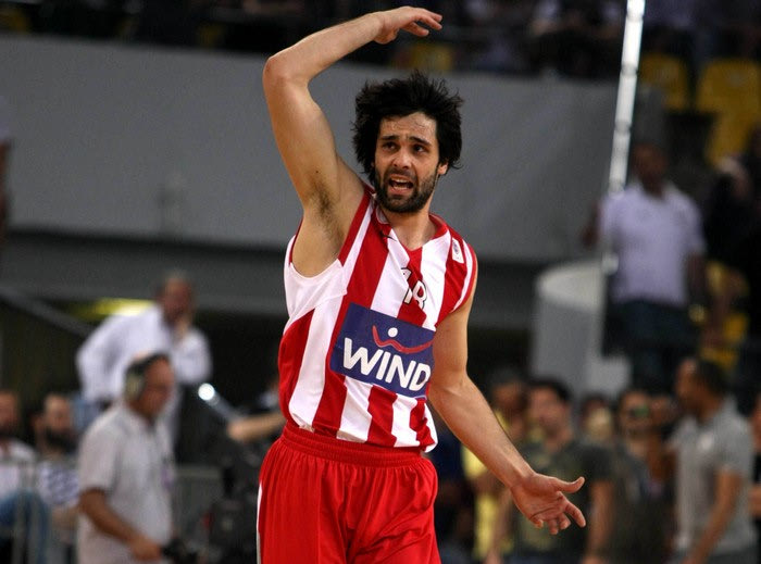 Βράβευση Τεόντοσιτς απο FIBA